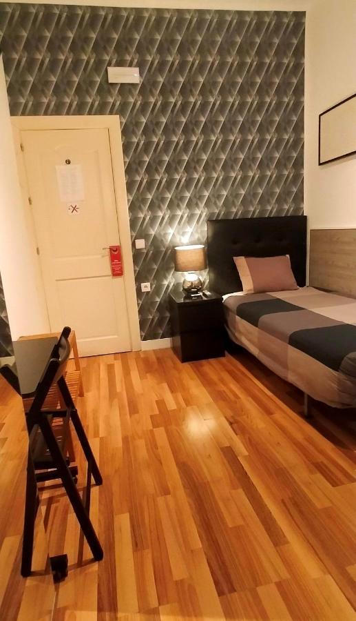Single Rooms มาดริด ภายนอก รูปภาพ